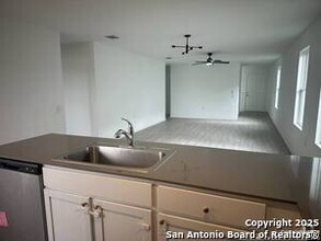 Building Photo - 1454 Azul Way
