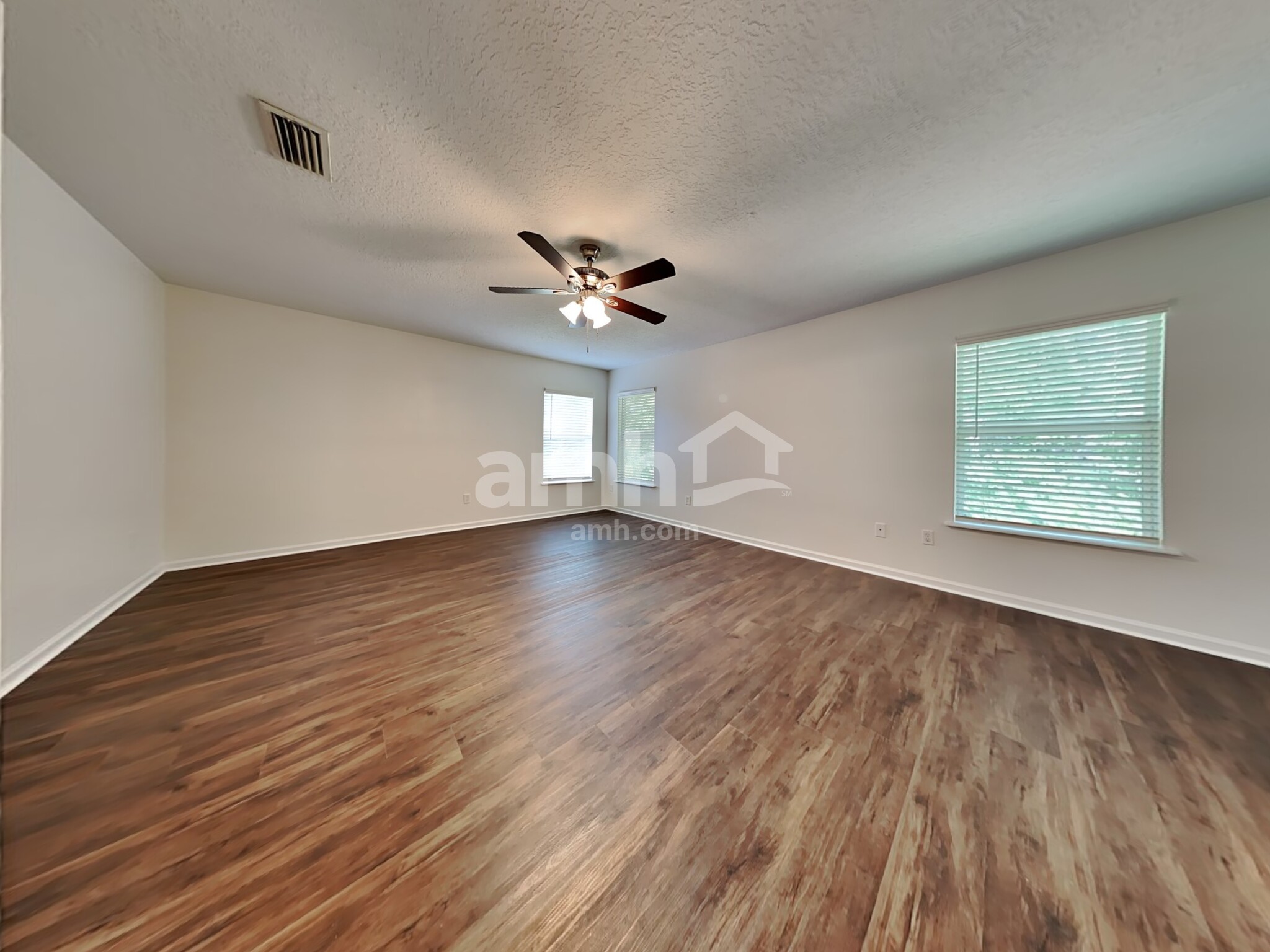 Building Photo - 880 Collinswood Dr