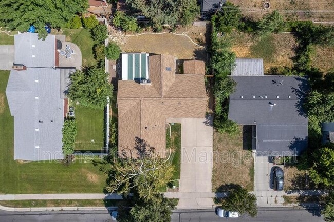 Building Photo - 3759 Alta Loma Dr E