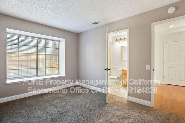 Building Photo - 4 Coyle Creek Cir