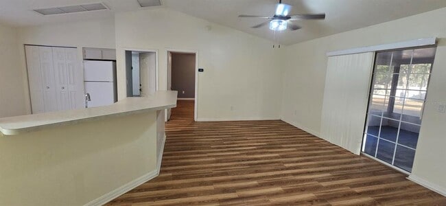 Building Photo - 6 Pecan Run Pl