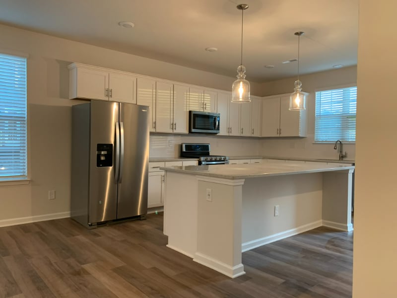 Building Photo - 12031Remarque Hill Rd