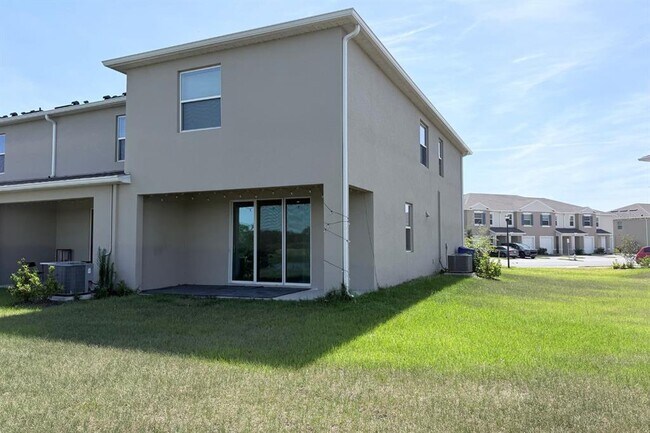 Building Photo - 1470 Isleta Lp