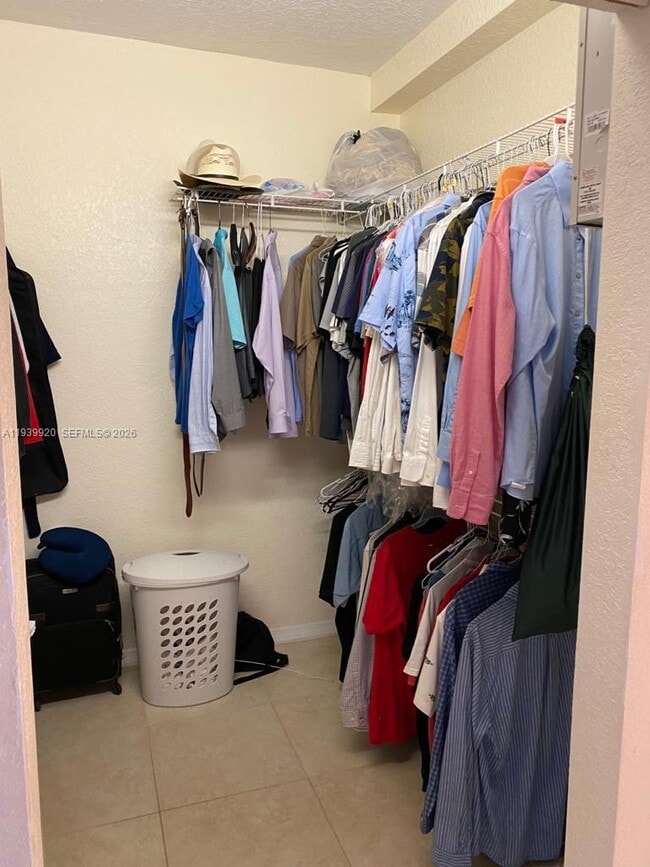 Building Photo - 751 SW 148th Ave