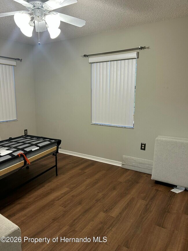 Building Photo - 6403 River Lodge Ln