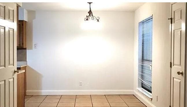 Building Photo - 7001 Oak Meadow Cir