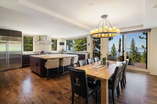 Building Photo - Tahoe Elegance