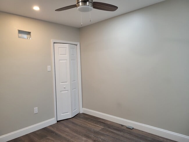 Building Photo - 1514 S 27th St