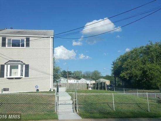 Building Photo - 2232 Houston St