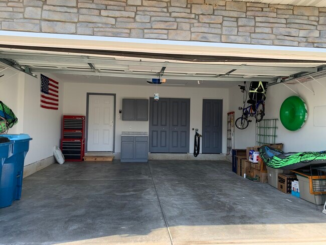 Building Photo - 104 Emerald Dr