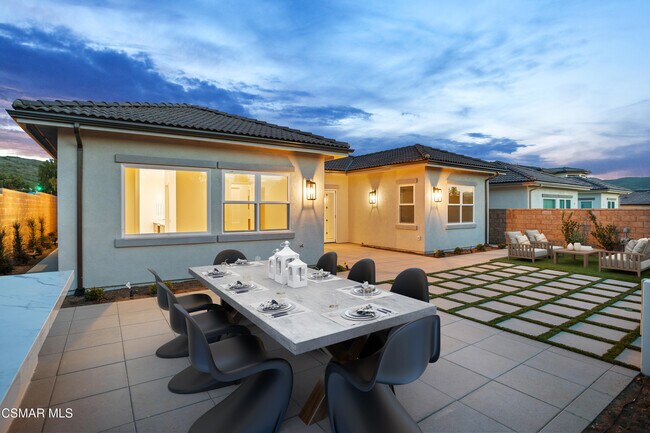 Building Photo - 361 Toyon Ct