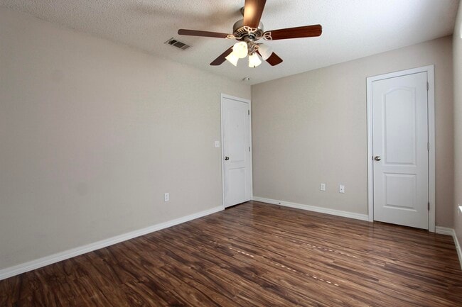 Building Photo - 3151 Forrest Ave