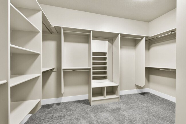 Building Photo - Coming Soon! Newer Custom built home with ...