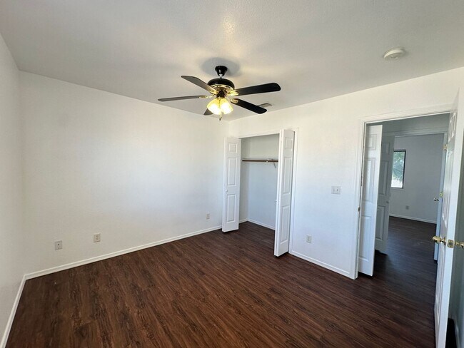 Building Photo - 6527 Nielsen Way