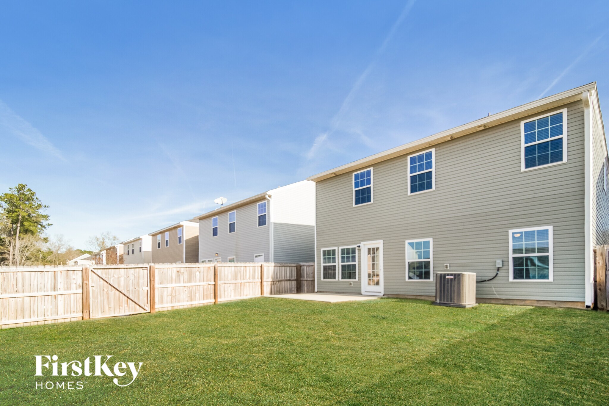 Building Photo - 208 Longford Dr