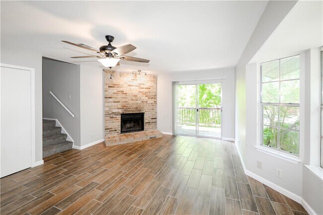 Building Photo - 1700 Waterloo Trl