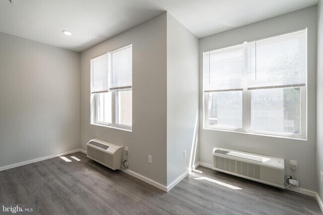 Building Photo - 4124 Haverford Ave
