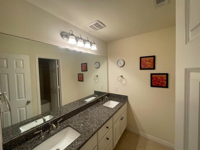 Building Photo - 3903 Birch Vale Ln