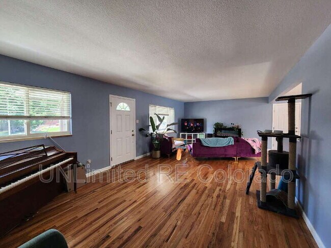 Building Photo - 8308 E Lehigh Dr