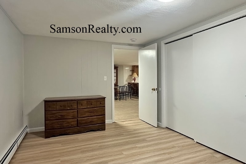 Building Photo - 72 Hillside Ave