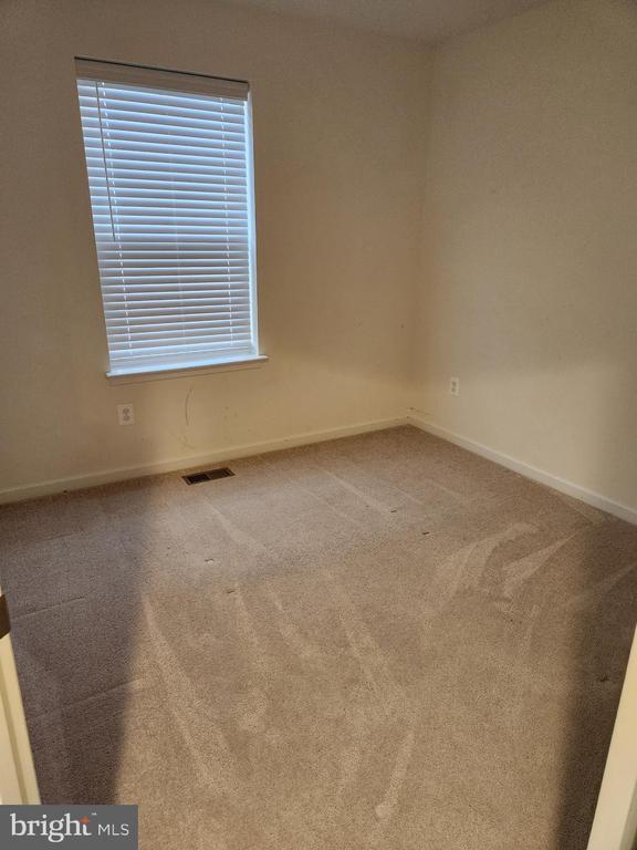 Building Photo - 24 Orch Grn Dr