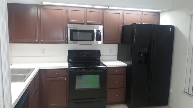 Building Photo - 13917 Timberland Dr