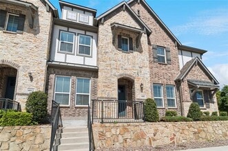 Building Photo - 6008 Silverado Trail