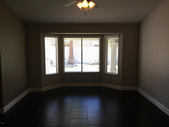 Building Photo - 1525 E Ironwood Dr