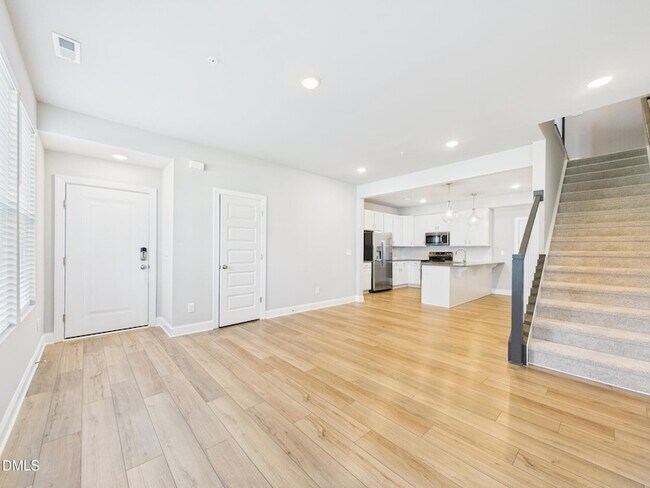 Building Photo - 1251 Shaw View Aly