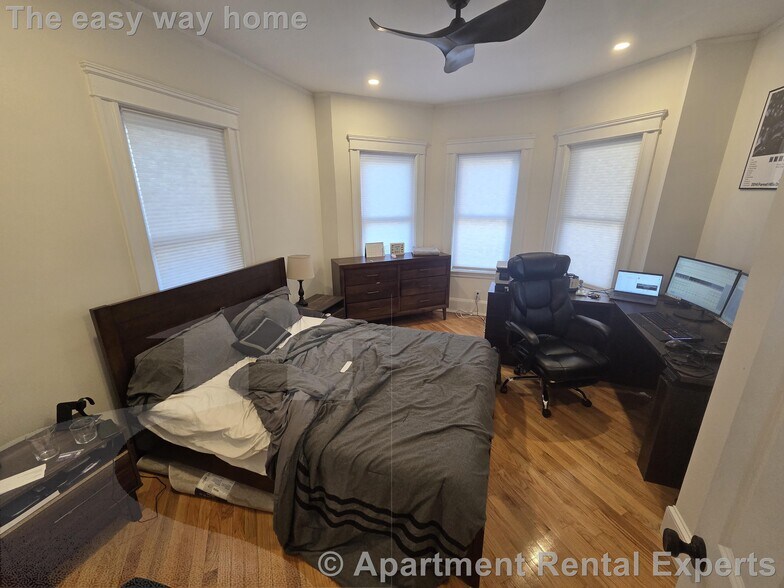 Building Photo - 125 Liberty Rd