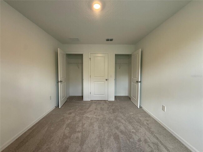 Building Photo - 2980 Skyline Lp