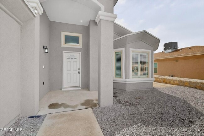 Building Photo - 13672 Baja Vista Ct