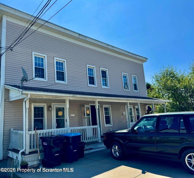 Building Photo - 404 Susquehanna St