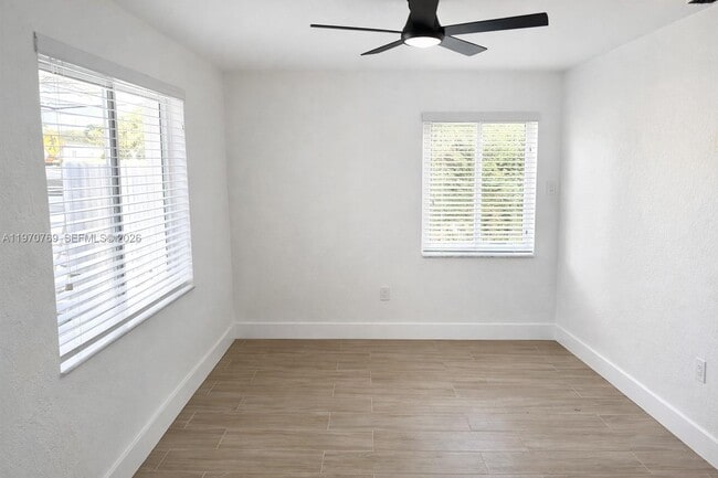 Building Photo - 6416 SW 15th St