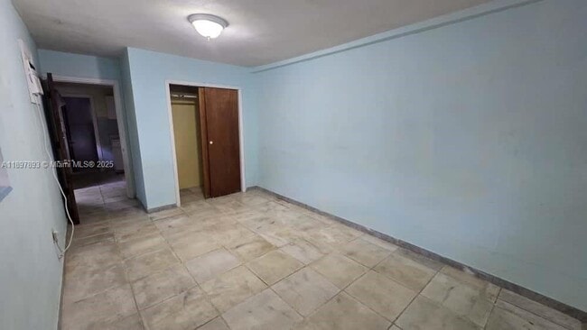 Building Photo - 701 Tamiami Canal Rd