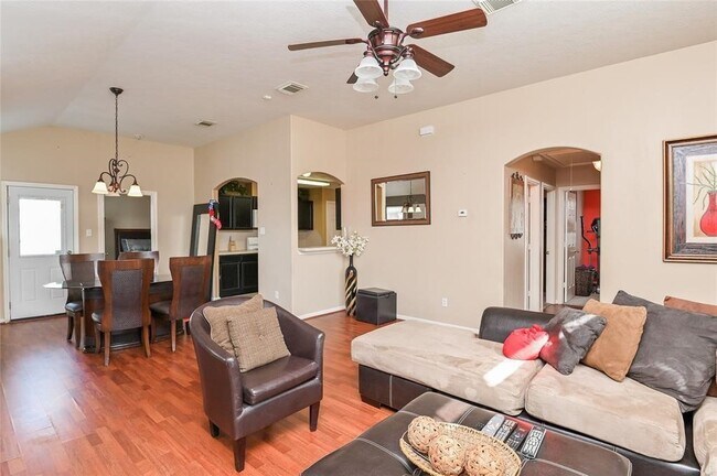 Building Photo - 18446 S Wimbledon Dr