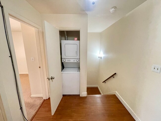 Building Photo - Beautiful Two-story, 3 Bed, 1.5 Bath Condo 1/2 Mile from CSU!