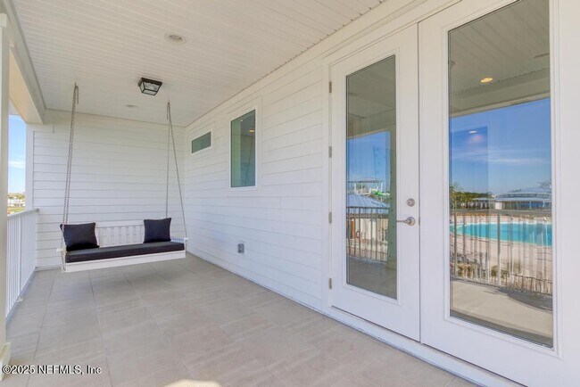 Building Photo - 469 Marquesa Cir