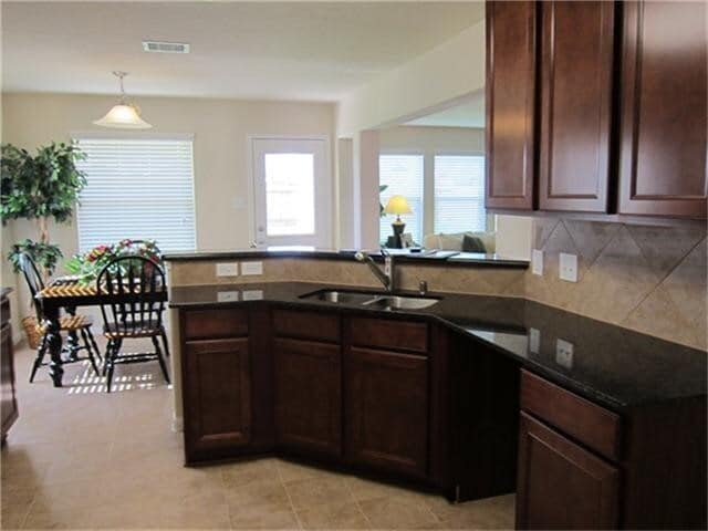 Building Photo - 10439 Lauren Creek Dr