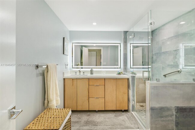 Building Photo - 2100 S Ocean Dr