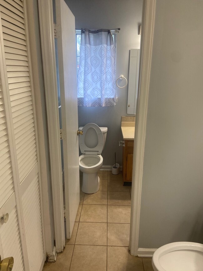 Building Photo - 6621 Pinta Ct