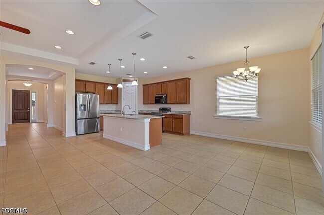 Building Photo - 3899 Eldon St