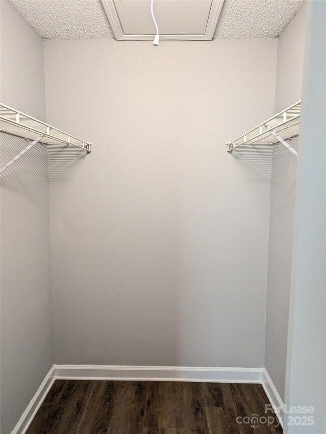 Building Photo - 149 McKendree Rd