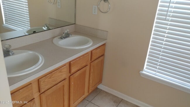 Building Photo - 8602 Longford Dr