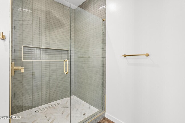 Building Photo - 22926 W La Mirada Dr