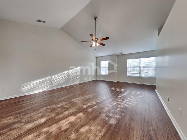 Building Photo - 3005 Peacher Ct