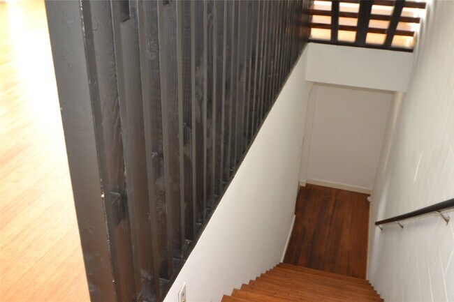 Building Photo - 1316 Cleveland St