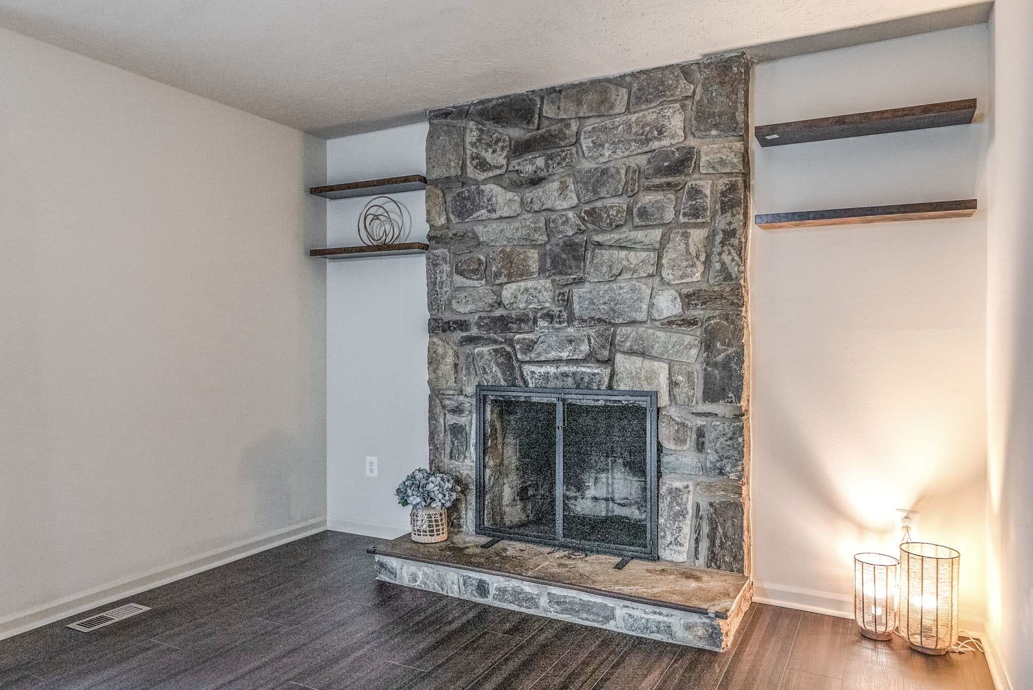 fireplace - 117 Bookham Ln