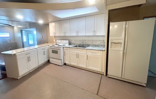 Building Photo - 137 Lantern Pl