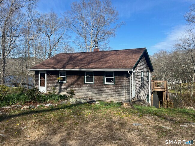 Building Photo - 389 Wyassup Rd